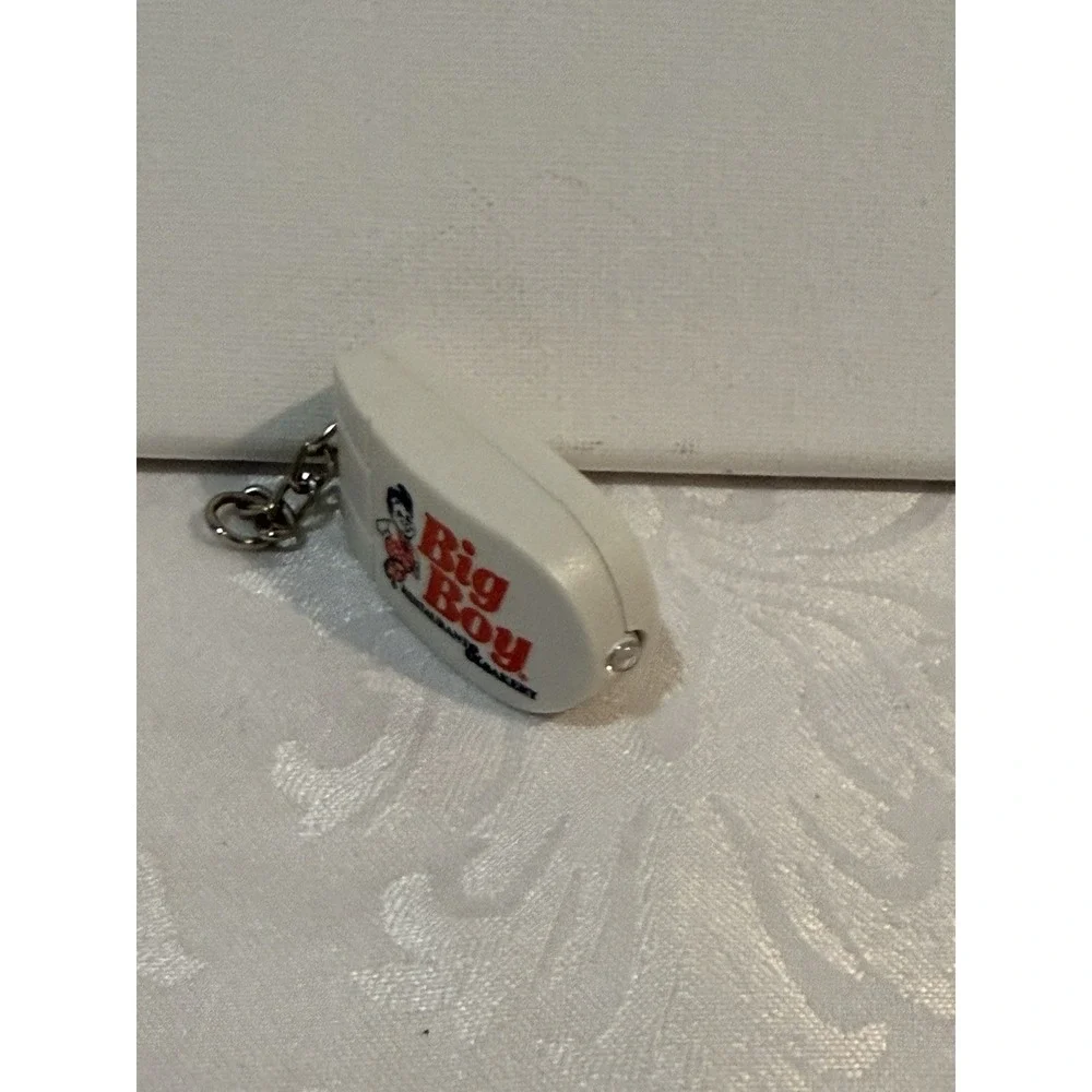 vintage‎ advertising premium keychain featuring the Big Boy LED flashlight